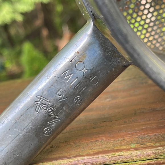 Vintage Foley Food Mill 2-Quart / 1.9L Stainless Steel No. 101 - Picture 2 of 6